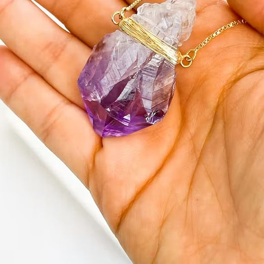 Rohe Amethyst-Halskette - vergoldet