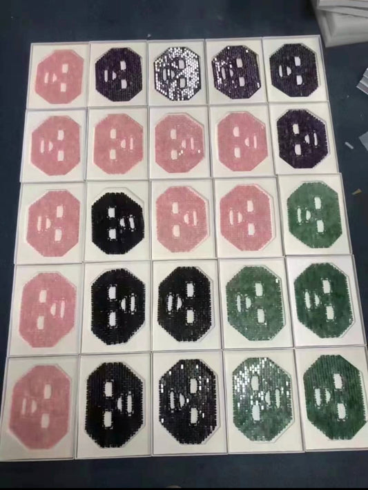 Weiße Jade Gesichtsmaske