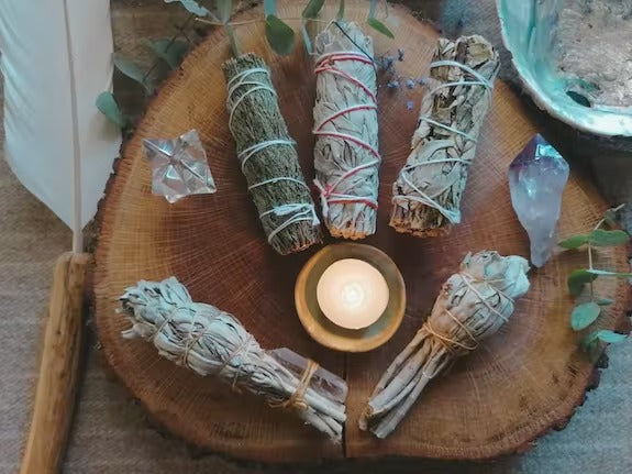 Weißer Salbei Räucherfackel 10-12 cm. Reinigung und spirituelle Stärke
