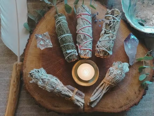 Weißer Salbei Räucherfackel 10-12 cm. Reinigung und spirituelle Stärke