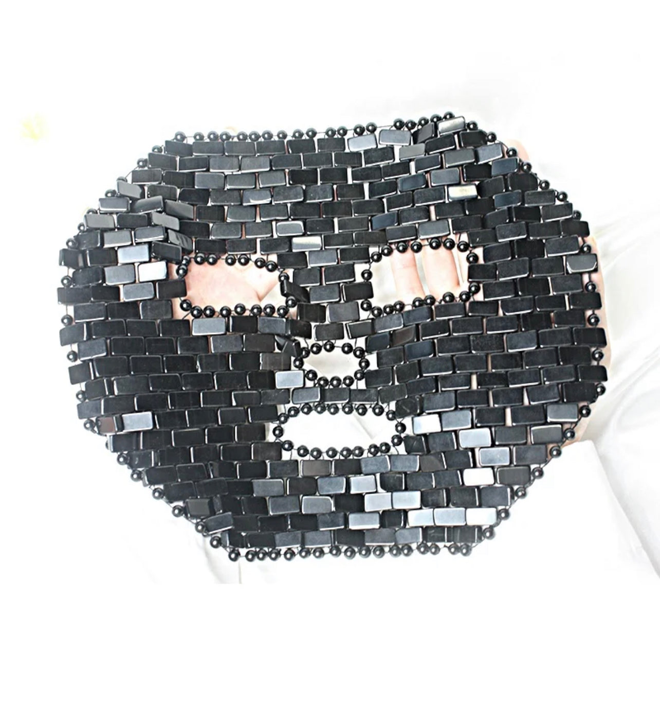 Schwarzer Obsidian Gesichtsmaske